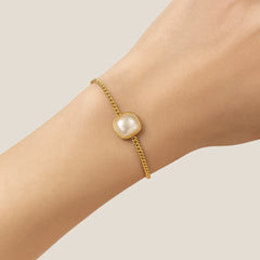 Pearl Glow Bracelet