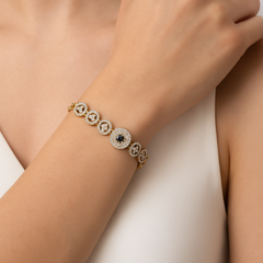 Luxury Gold-Plated Diamond Circle Bracelet
